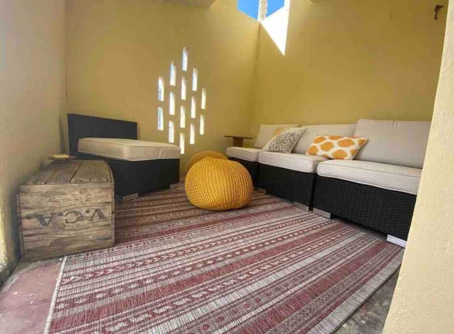 Fresh Tropical Colonial Style Walk-Up- Rooftop Terrace- Beach View ซานฮวน ภายนอก รูปภาพ